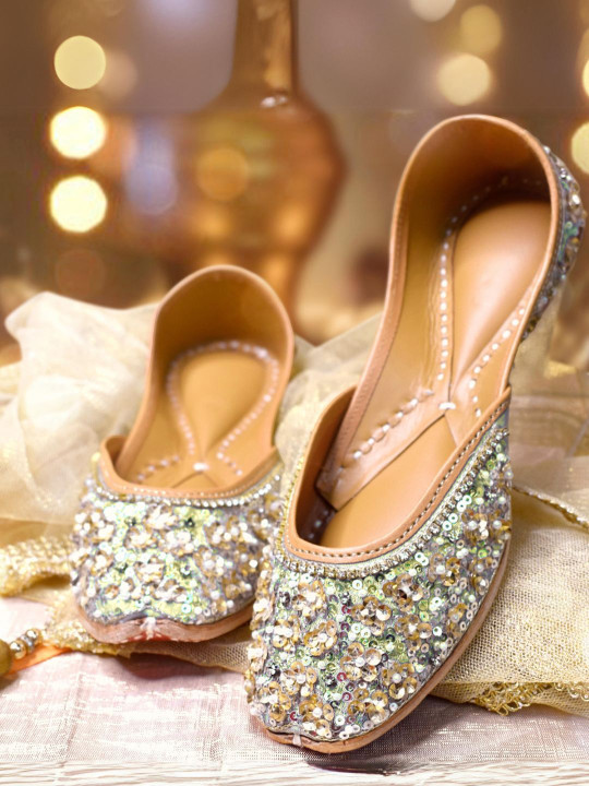 myntra jutti