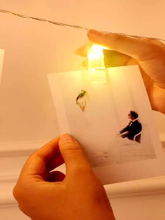 ENORMITY Yellow Photo Clip Shape String Lights