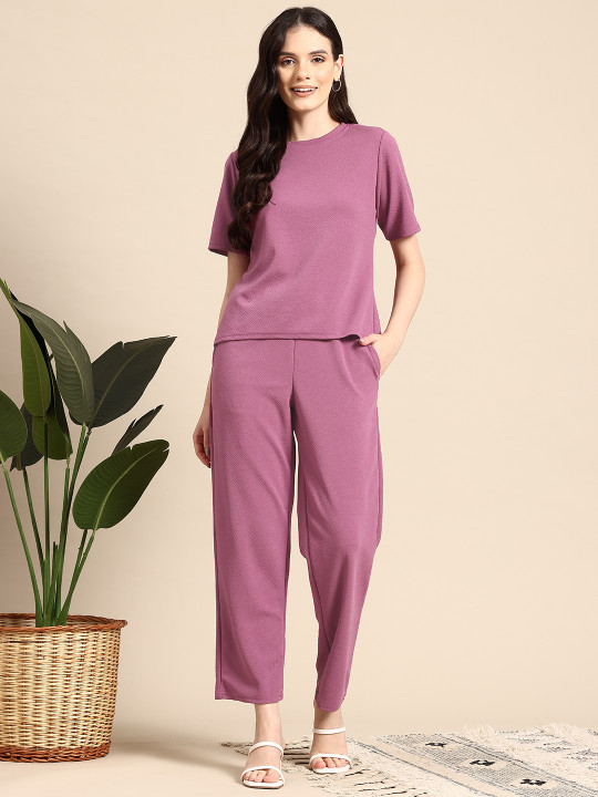 Mast & Harbour T-shirt With Trousers