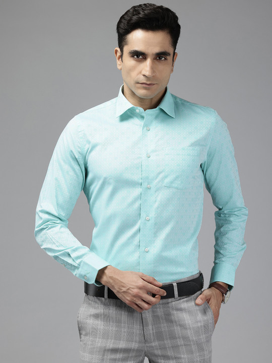 Blackberrys Pure Cotton India Slim Fit Textured Formal Shirt