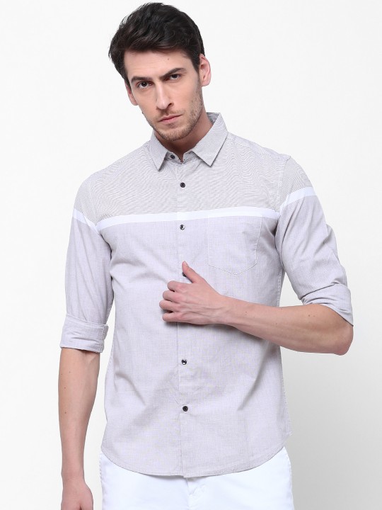 Men White & Blue Slim Fit Solid Casual Shirt 39