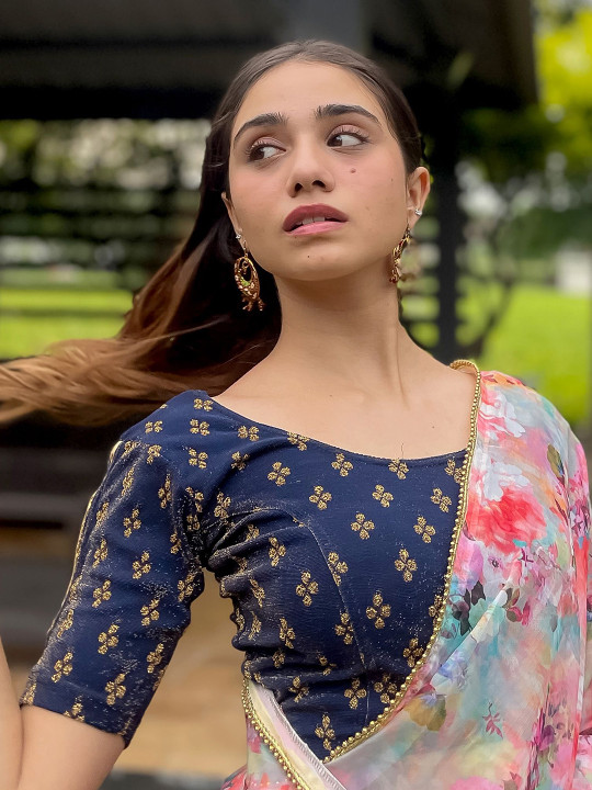 Bindigasm's Advi Zari Embellished Stretchable Saree Blouse