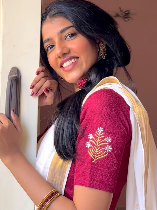 Bindigasm's Advi Women Embroidered Stretchable Saree Blouse