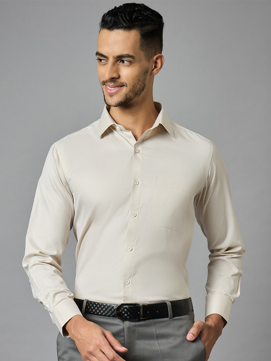 LOUIS STITCH Men Classic Beige Spread Collar Textured Polycotton Formal Shirt