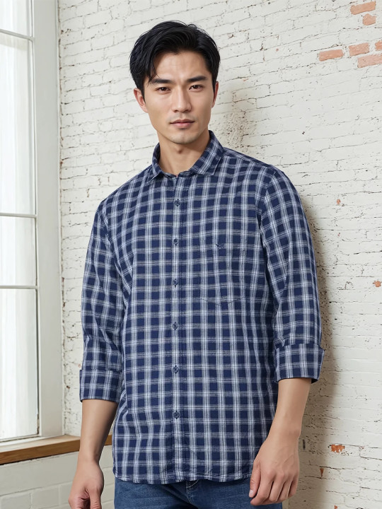 Crimsoune Club Men Smart Spread Collar Checked Cotton Slim Fit Casual Shirt