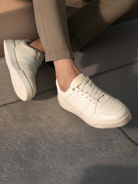 Flying Machine Men Perforations Sneakers