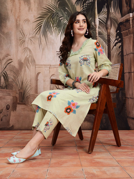 Sangria Printed Tasseled Pure Cotton Kurta with Trousers