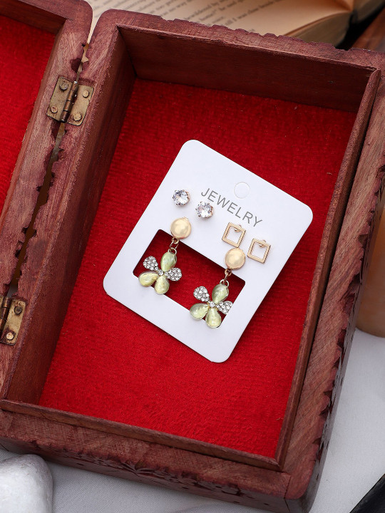 DESTINY JEWELS Set Of 3 Gold-Plated Square Shaped Studs