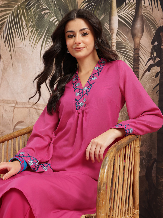 Sangria Regular Thread Work Kurta with Trousers