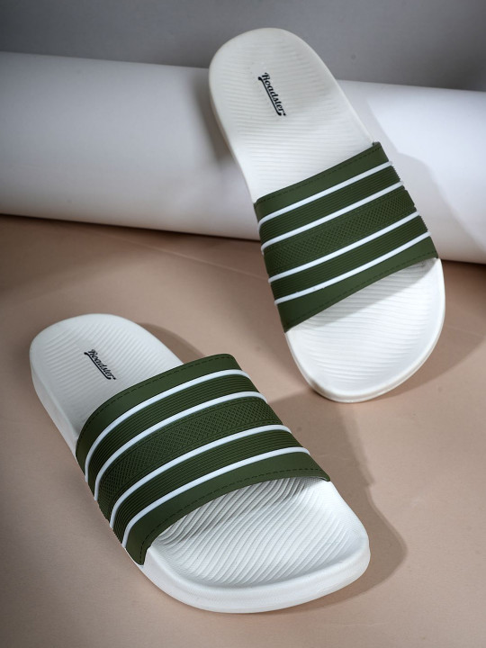 Roadster The Lifestyle Co Men striped Sliders