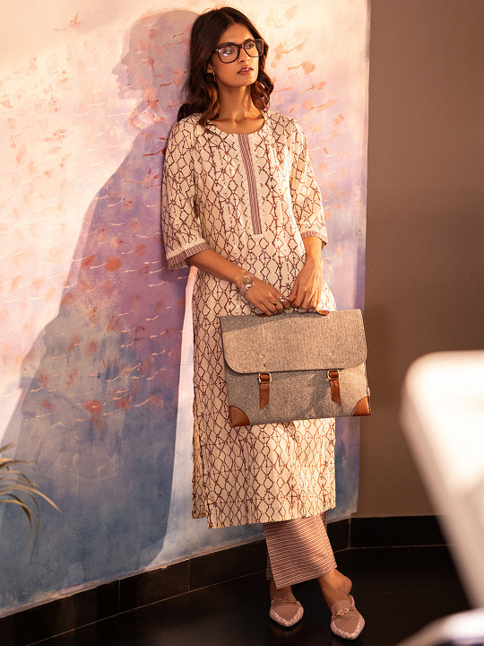 Libas Off White Geometric Printed Sequinned Straight Kurta With Trousers
