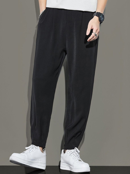 StyleCast Men Mid-Rise Regular Fit Joggers