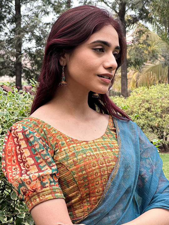 Bindigasm's Advi Women Printed Puff Sleeves Stretchable Slip-On Saree Blouse