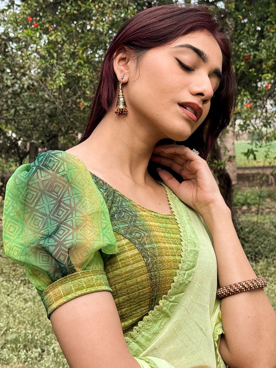 Bindigasm's Advi Puff Sleeves Stretchable Slip-On Blouse