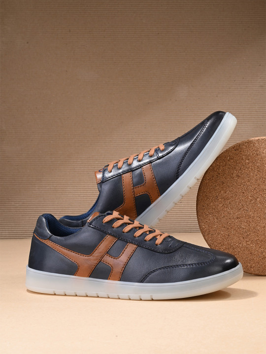 Overdrive Men Colourblocked Leather Sneakers