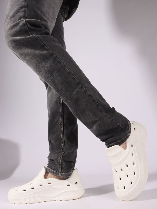 Carlton London Men Perforations Clogs