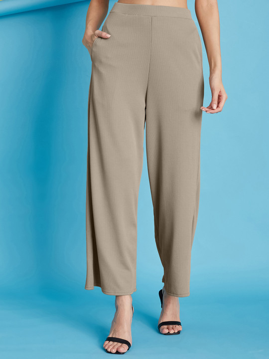 Selvia Women Easy Wash Regular Fit Mid-Rise Pleated Trousers
