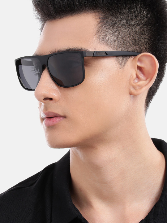 Carlton London Men Black with Metallic Toned and Black Polarised Lens Wayfarer Sunglass