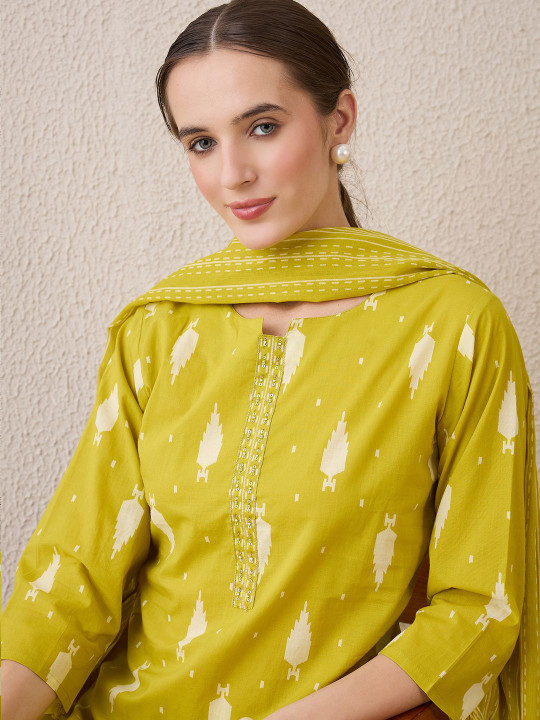 Indo Era Floral Printed Notch Neck Sequinned Pure Cotton Kurta & Trousers & Dupatta