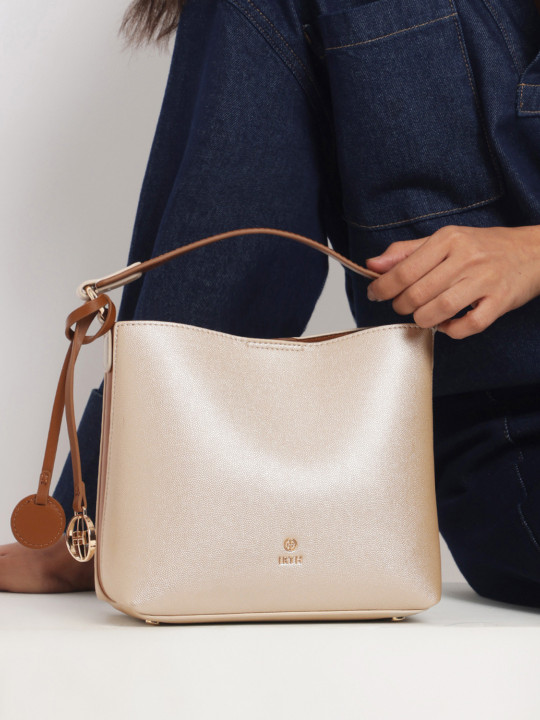 IRTH by House of Titan Pearls Medium Handheld Bag