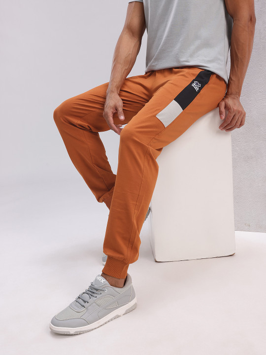 HRX by Hrithik Roshan HRX By Hrithik Roshan Men Slim Fit Casual Joggers With Side Striped Detail