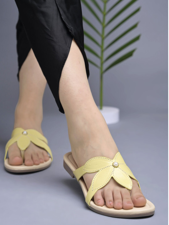 Stylestry Women Open Toe Flats