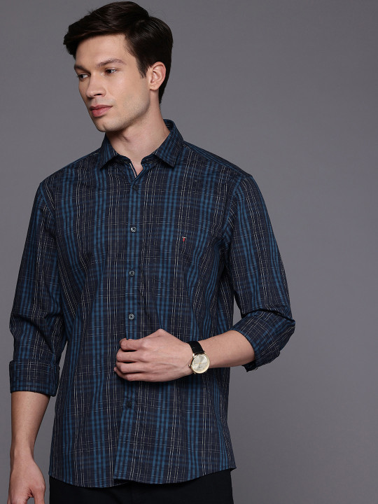 Louis Philippe Sport Slim Fit Checked Pure Cotton Casual Shirt