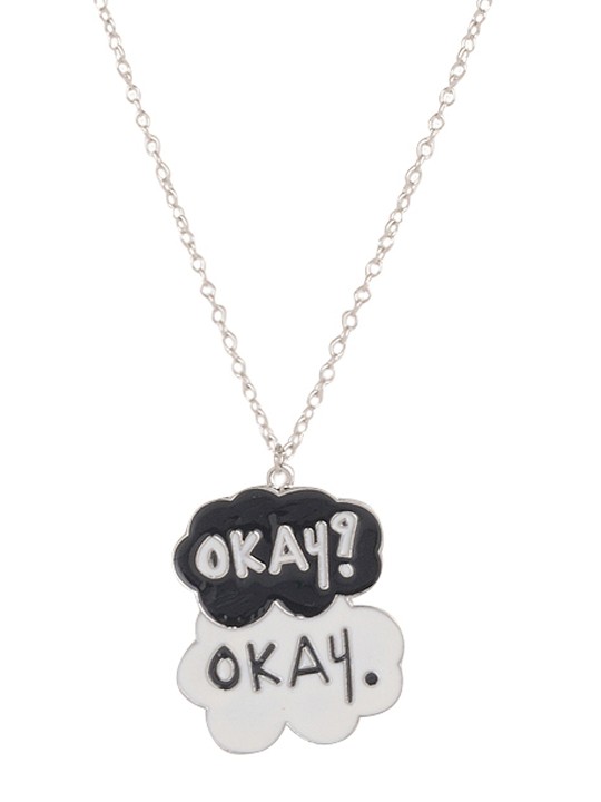 Silver-Toned Chain With Pendant