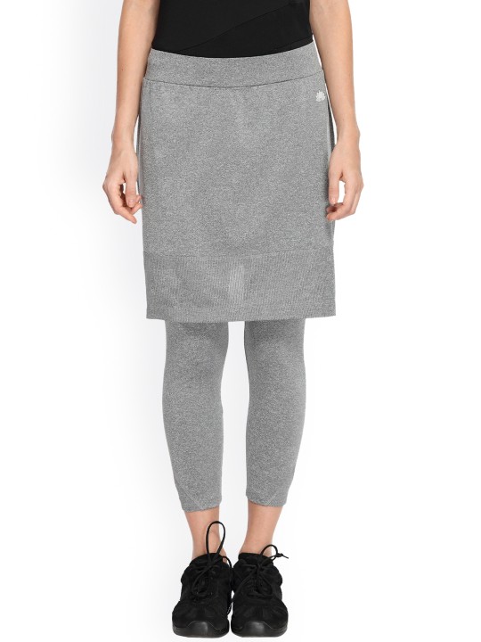 Grey Solid Basic Mesh Skirt With 3/4th Leggings XS