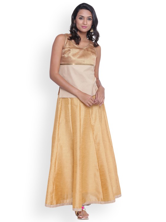 Gold-Toned Woven Design Lehenga with Blouse M