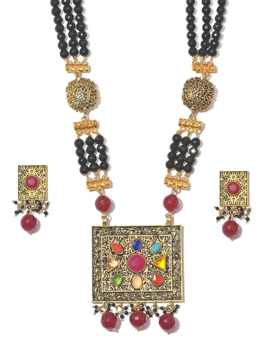 Black Metal Gold-Plated Jewellery Set