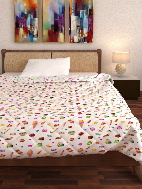 White Cartoon Characters Heavy Winter 150 GSM Single Bed Blanket