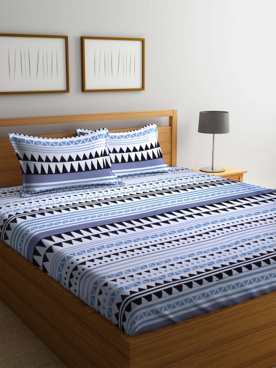 White Geometric Flat 100 TC Polyester 1 Queen Bedsheet with 2 Pillow Covers