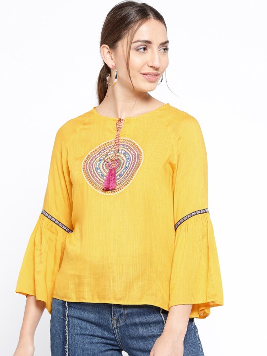 Women Yellow Self-Design Top XS