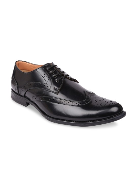 Men Black Solid Brogues 6