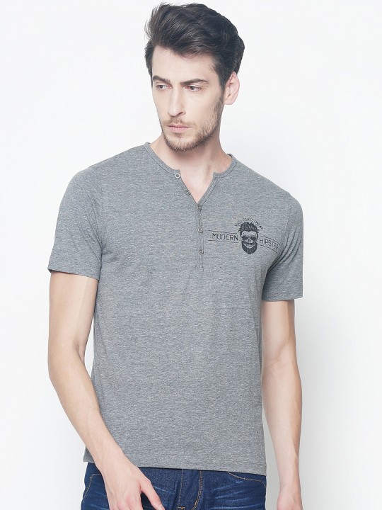 Men Grey Solid Henley Neck T-shirt S