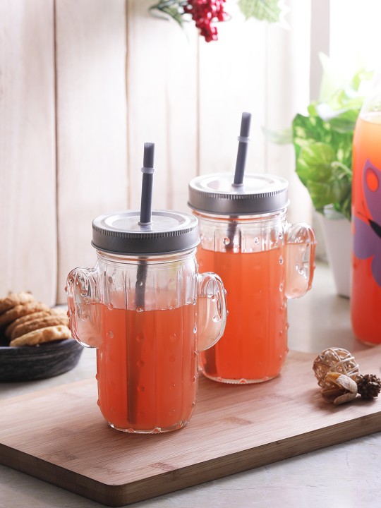 Set of 2 Juice Jars With Lid & Straw