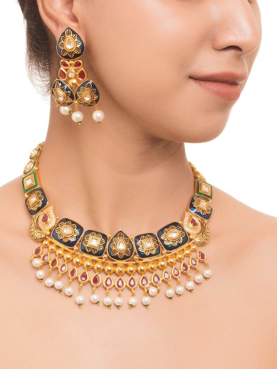 Women Gold-Toned & Multicoloured Kundan Jewellery Set