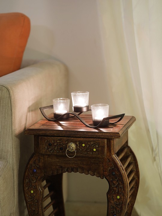 Samsaara Black Iron Wave Votive Candle Holder with Three Clear Glass Cups