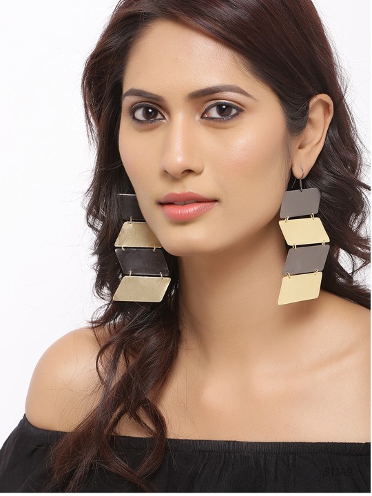 Gold-Toned & Charcoal Geometric Drop Earrings