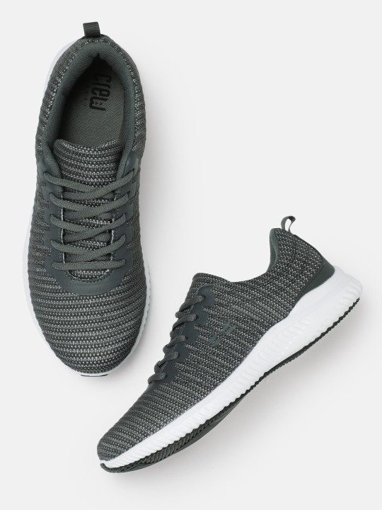 Men Grey Running Shoes 6