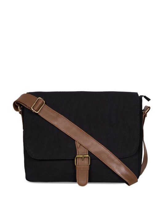 Men Black Solid Messenger Bag