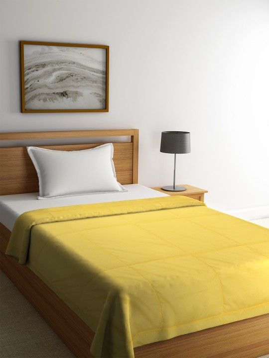 Gold-Toned Geometric AC Room 150 GSM Single Bed Comforter