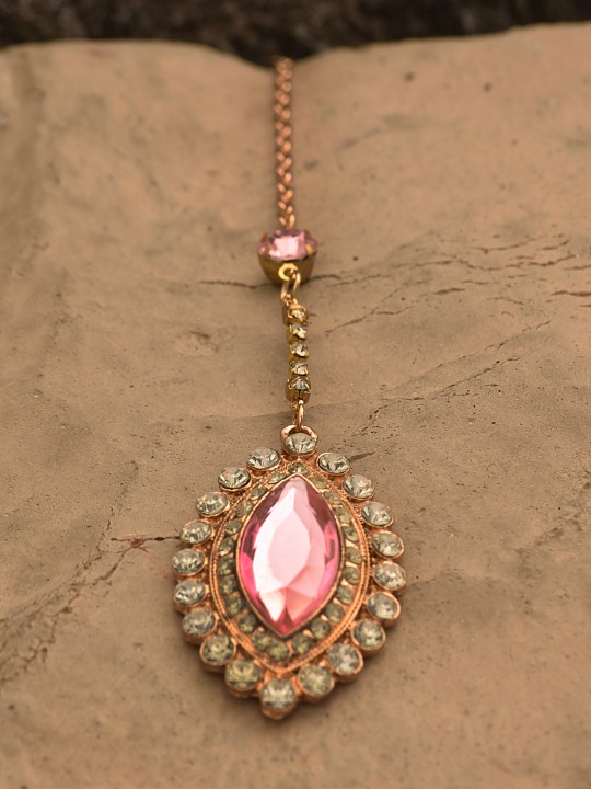 Gold-Toned Stone-Studded Maang Tika