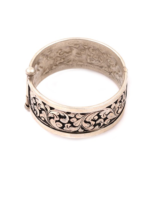 Handcrafted Oxidised Silver Bangle