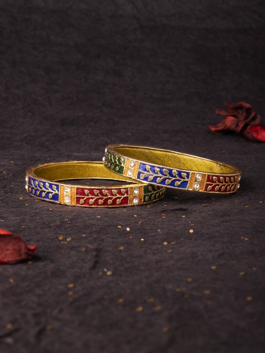 Set of 2 Gold-Toned Handcrafted Bangles