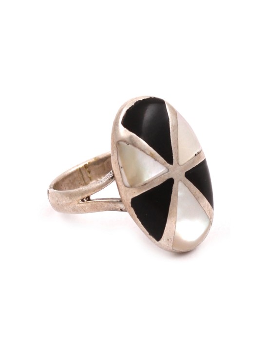 Women Silver Handcrafted Ring