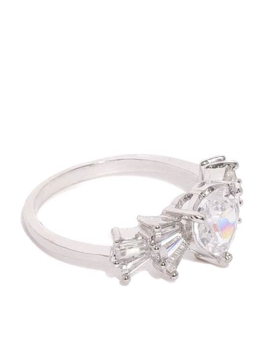 Women Silver-Toned Heart Shaped Solitaire Finger Ring