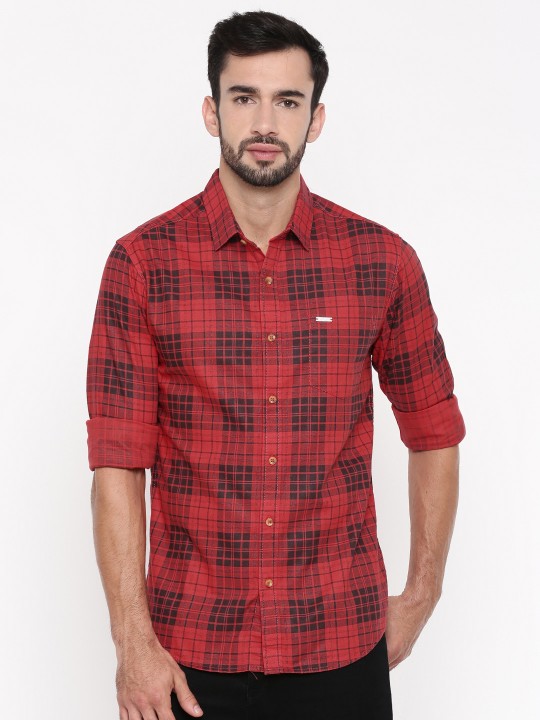 Men Red & Black Regular Fit Checked Casual Shirt 38