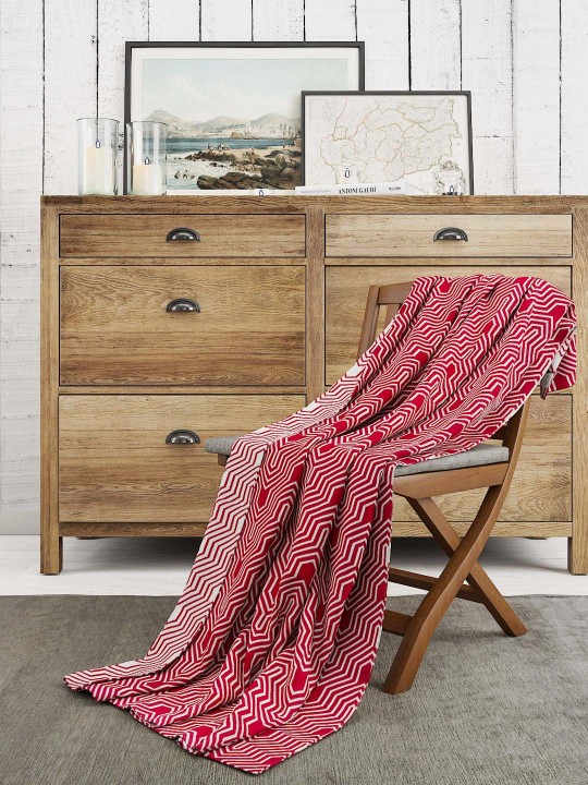 Red & Off-White Geometric AC Room 400 GSM Single Bed Blanket